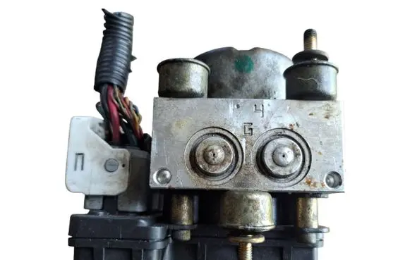Mitsubishi Outlander ABS Pump 4670A006 4628C1699