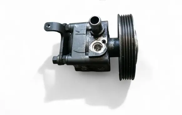Volvo S80 Power steering pump