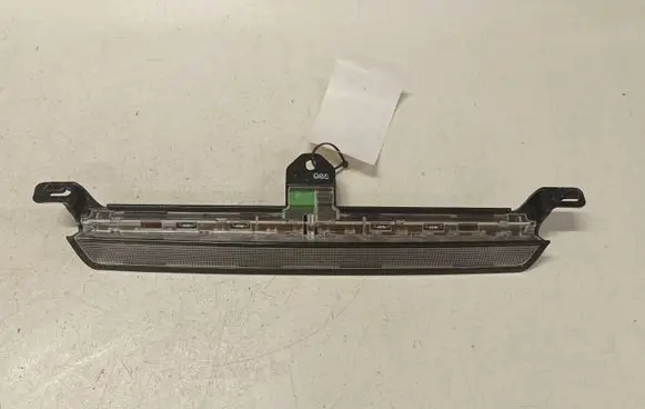 Volvo V70 Third/center stoplight 8658948