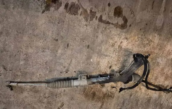 Volkswagen II LT Steering rack 9E11
