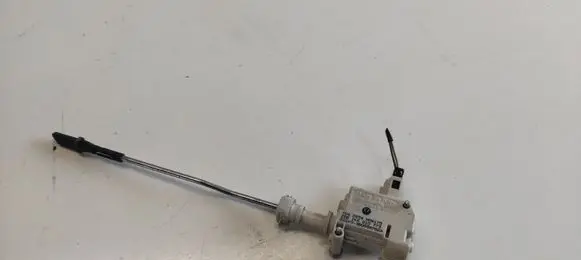 Volkswagen Golf V Central locking motor 1K6810773