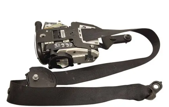 Mercedes-Benz E AMG W212 Front seatbelt A2128608685 615378800 621933200B