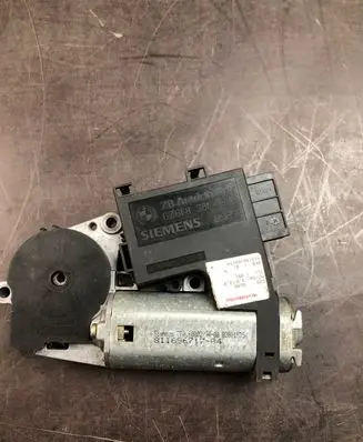 BMW 5 E39 Sunroof control unit/module 676183814809 115852