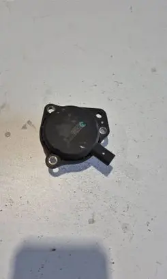 Dodge Durango III Camshaft vanos timing valve 05047788AC