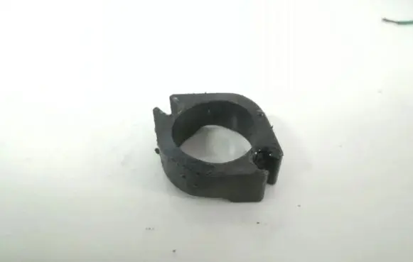 Subaru Legacy Fuel Injector clamp holder