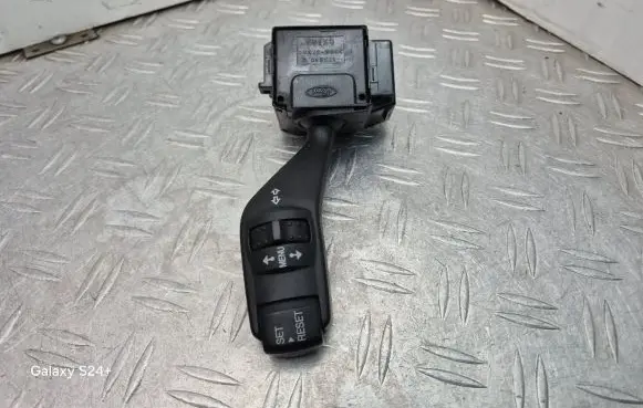 Ford Focus Indicator stalk 4M5T13335BD