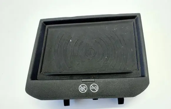 Peugeot 3008 II Wireless charging module 9813403280 9815319377