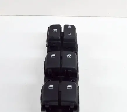 Hyundai Kona I Electric window control switch 93570J9650 V7D0735