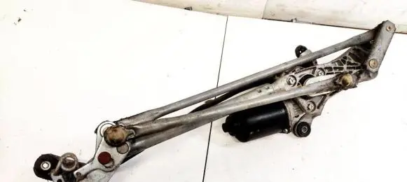 Lexus GS 300 350 430 450H Front wiper linkage and motor