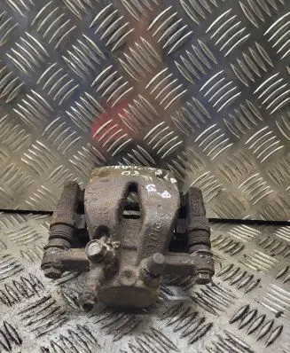 Toyota Corolla Verso AR10 Rear brake caliper