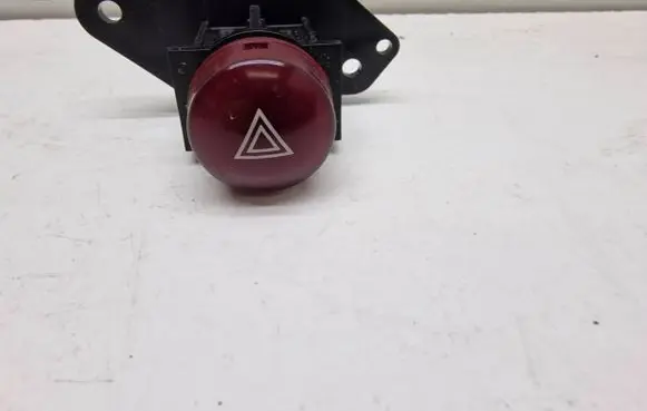 Mitsubishi Grandis Hazard light switch MR962274