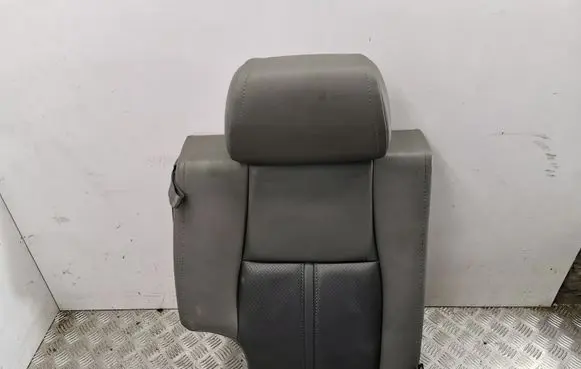 Jeep Grand Cherokee (WK) Rear seat 