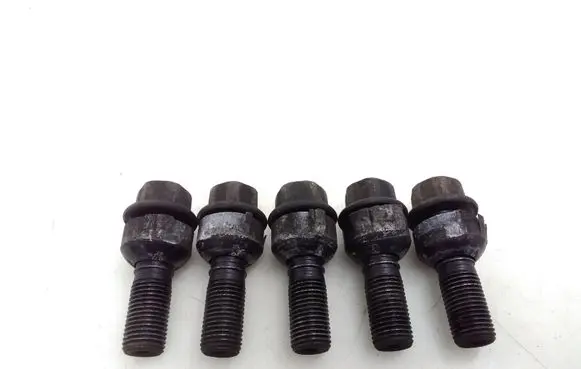 Nuts/bolts