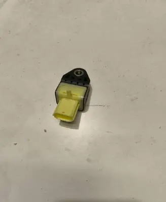 Subaru Forester SH Airbag deployment crash/impact sensor 98237AG000 7646ANBS6
