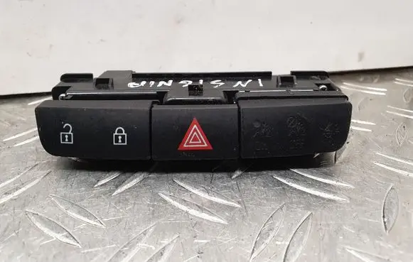 Opel Insignia A Hazard light switch 13271927