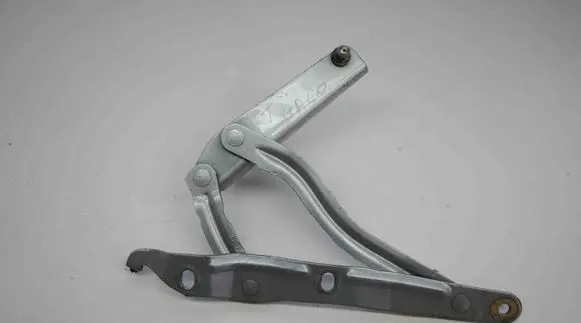 Audi TT Mk1 Tailgate/trunk/boot hinge 8N7827299A