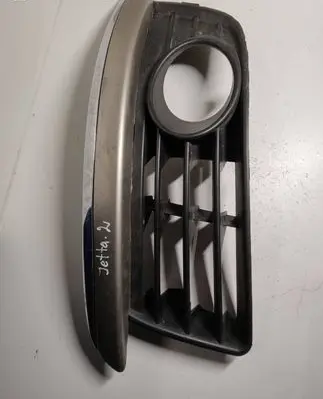 Volkswagen Jetta V Front bumper lower grill 1K0853665K