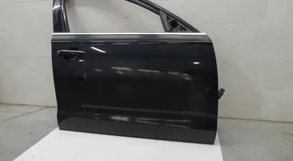 Audi A6 C7 Front door