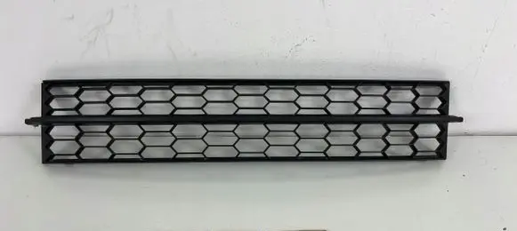 Skoda Octavia Mk3 (5E) Front bumper lower grill 5E0853677