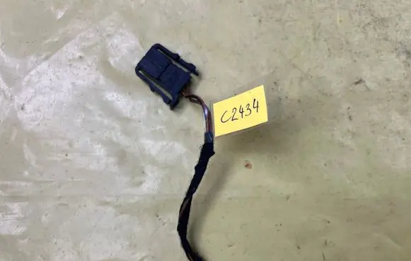 Mercedes-Benz C W204 Sound system wiring loom A0365451128