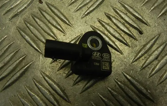 Hyundai Kona I Airbag deployment crash/impact sensor 95920J9000
