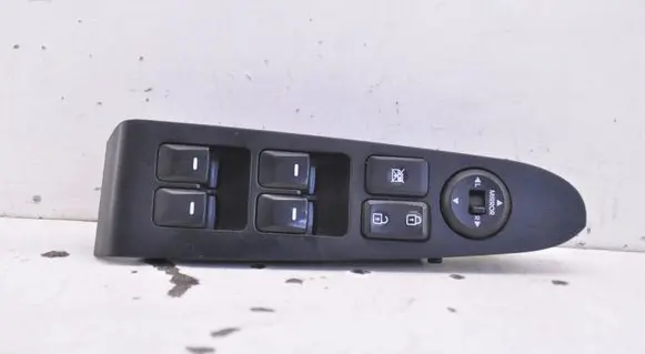 KIA Sportage Electric window control switch 4914951310 935703W900