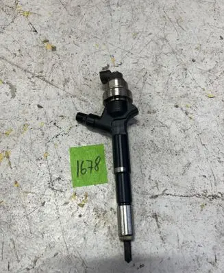 Fuel injector