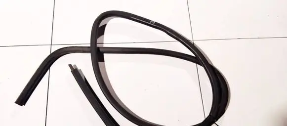 Volkswagen Golf VI Rubber seal front coupe door 