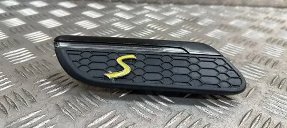 Mini One - Cooper F56 F55 Front fender indicator light 5A204E8 F02316650B