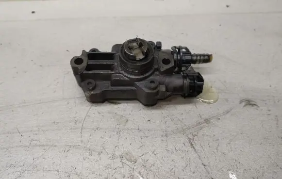 Mercedes-Benz C W203 Fuel injection high pressure pump A6110900350