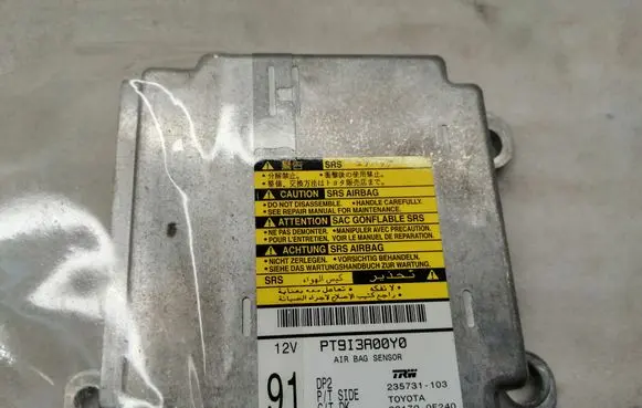 Toyota Corolla Verso AR10 Airbag control unit/module 891700F031 235731103