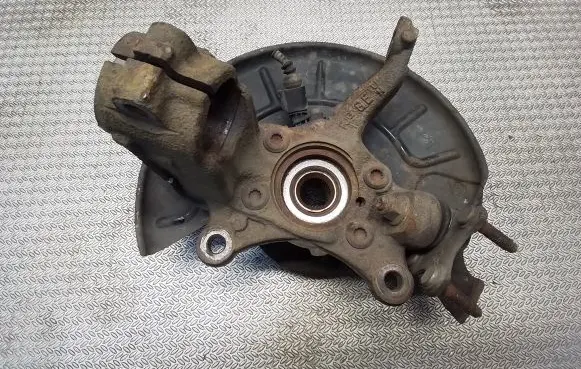 Volkswagen Caddy Front wheel hub
