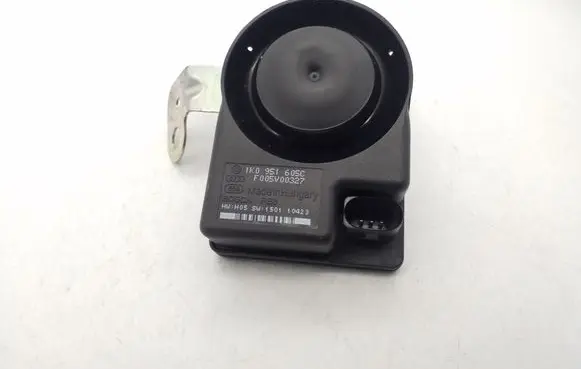 Audi A6 S6 C6 4F Alarm system siren 1K0951605C F005V00327