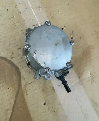 Peugeot 2008 II Vacuum pump 9812133880