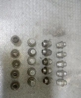 Toyota Avensis T250 Nuts/bolts 