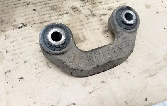 Volkswagen PASSAT B5.5 Other engine bay part