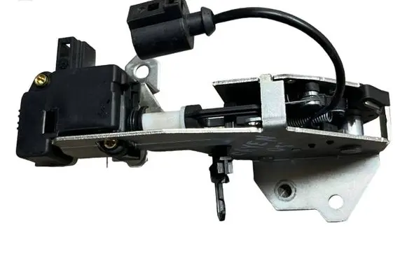 Porsche Cayenne (9PA) Tailgate lock latch 7L0827506E