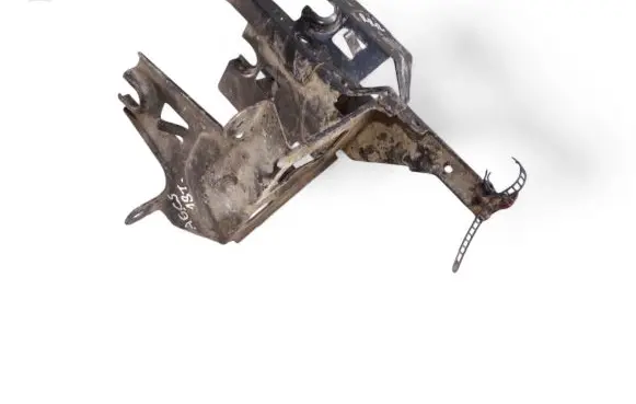 Audi A6 S6 C5 4B ABS pump bracket 
