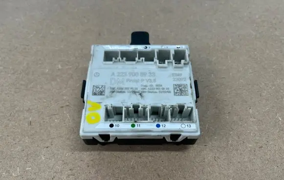Mercedes-Benz C W206 Door central lock control unit/module A2239005933 A2239010018 A2069029508