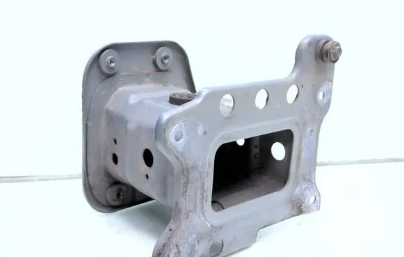 Chevrolet Captiva Front bumper shock/impact absorber 