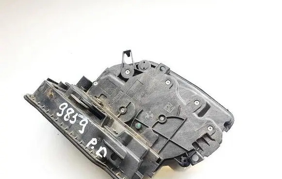 BMW i3 Front door lock 5121728193607 182838-10cz