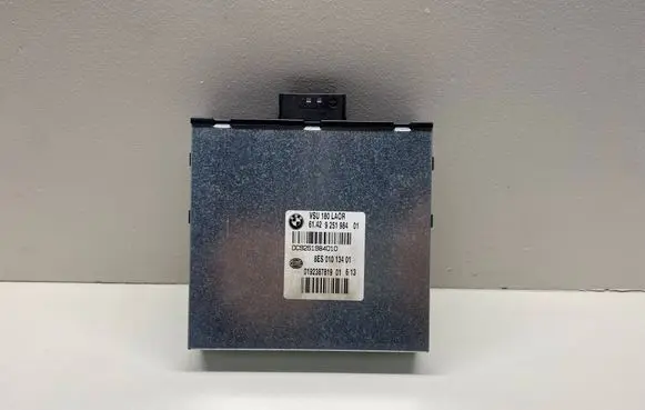 BMW 6 F12 F13 Voltage converter/converter module 9251984 61429251984 0192387819