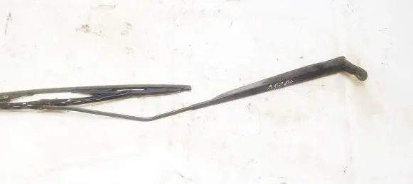 Citroen C3 Front wiper blade arm