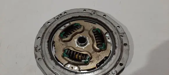 Toyota C-HR I Pressure plate 3127047070