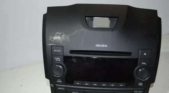 Isuzu D-Max Radio/CD/DVD/GPS head unit 8982436022