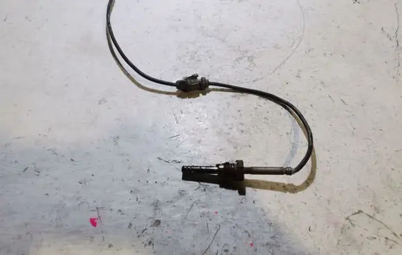 Audi A4 S4 B8 8K Exhaust gas temperature sensor 03G906088B