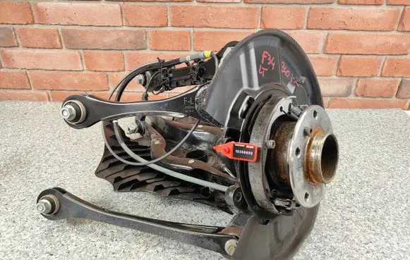 BMW 3 GT F34 Rear wheel hub spindle/knuckle 6798983