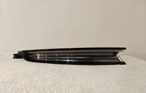 Porsche Taycan 9J1 Rear/tail lights 9JA945307B 00002861 2SD01652323