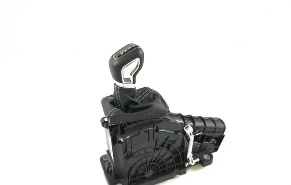 Volvo XC60 Gear shifter/selector P32240586 32240586
