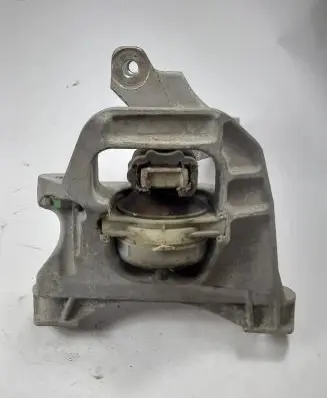 Citroen C4 SpaceTourer Engine mount bracket 4A110010